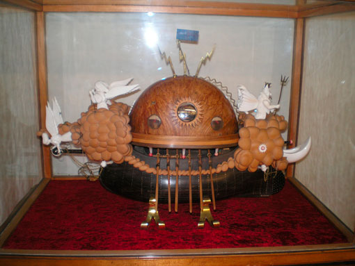 The-State-Barge-(Fantasy-Boat)
